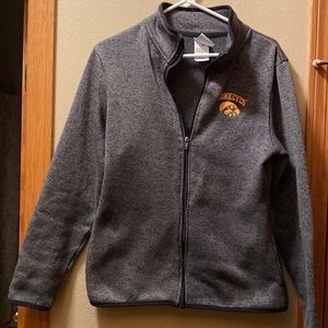 Women’s large Hawkeyes full zip up front.